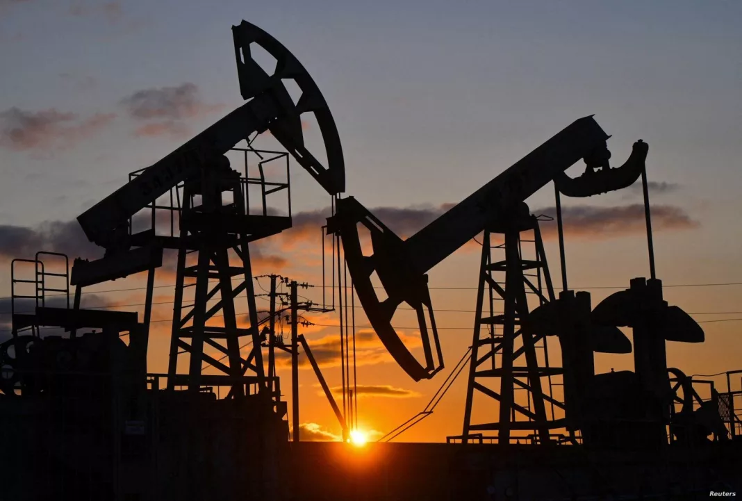 Oil Prices Slide Amidst Middle East Tensions and Weak Sentiment