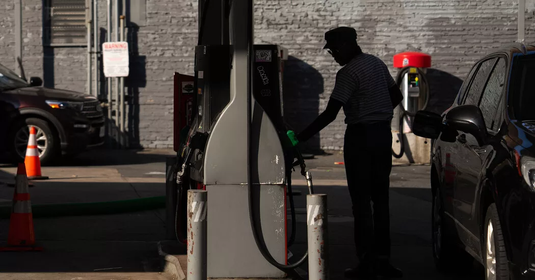 Gas Prices Drop, Aiding Inflation Control