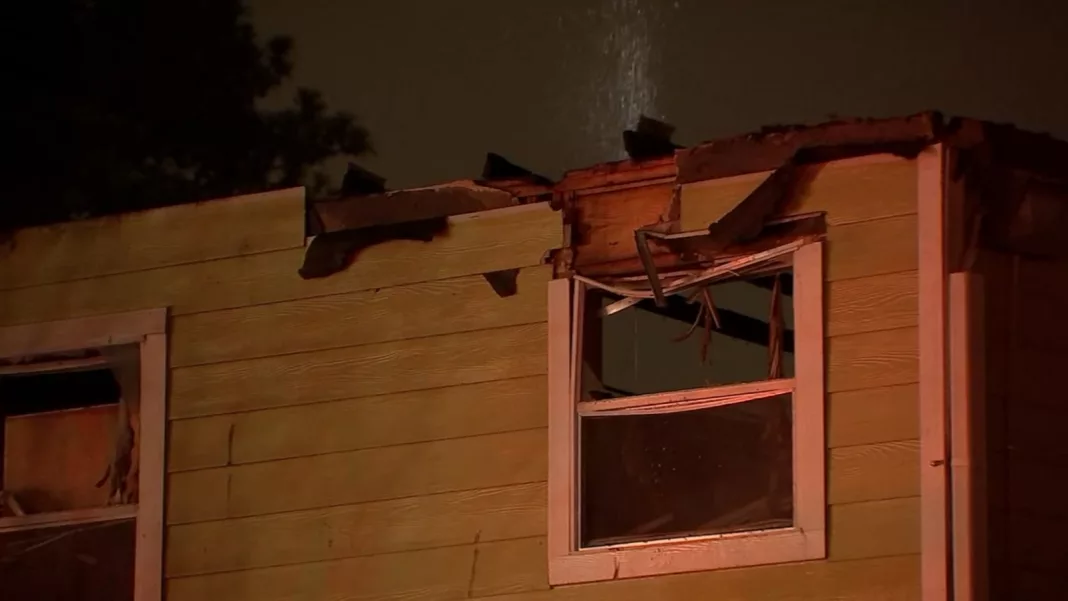 Fire at N. Houston apartment displaces families before severe thunderstorms