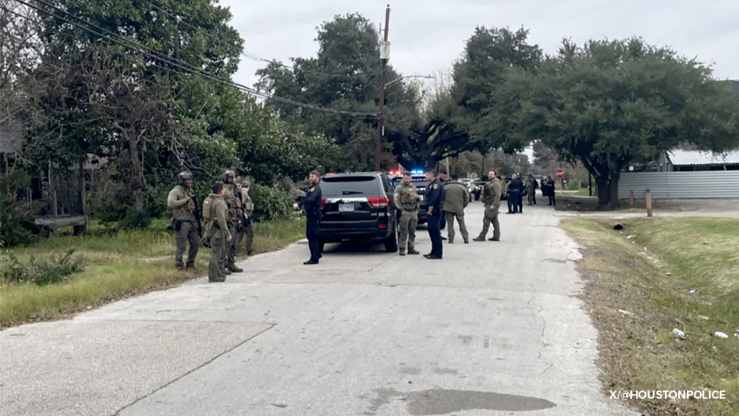 HPD: Undercover Officers Shot at in NE Houston from Unmarked Car