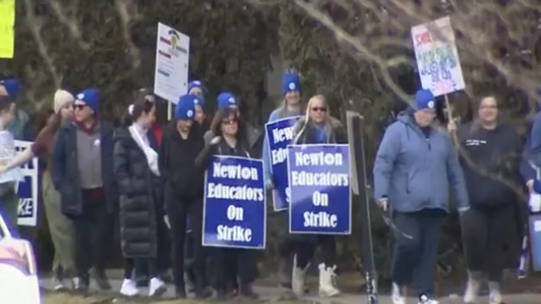 Newton teachers strike negotiations to continue on Sunday