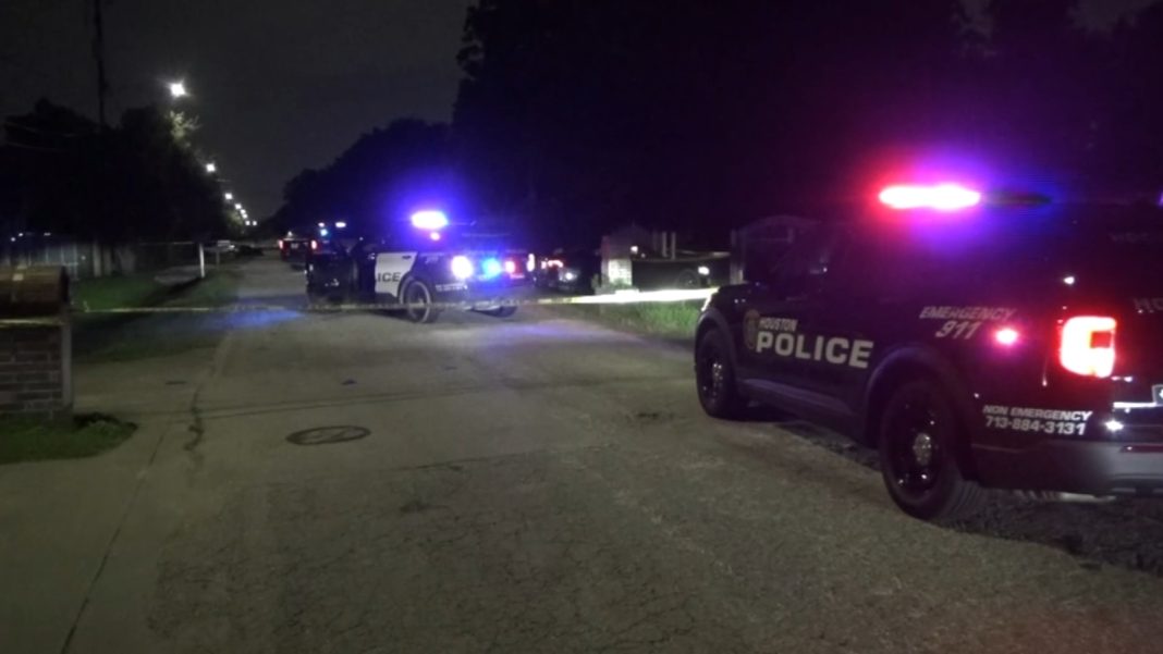 Man and Woman Hospitalized in Houston Road Rage Shooting on Eastex Freeway