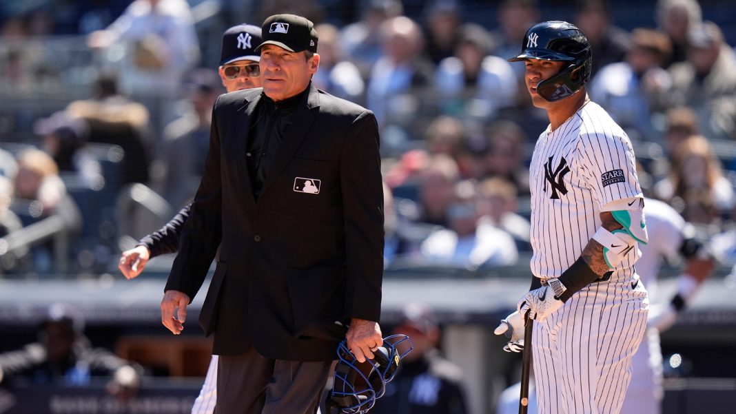 MLB Umpire Ángel Hernández Retires, Ending Controversial Career