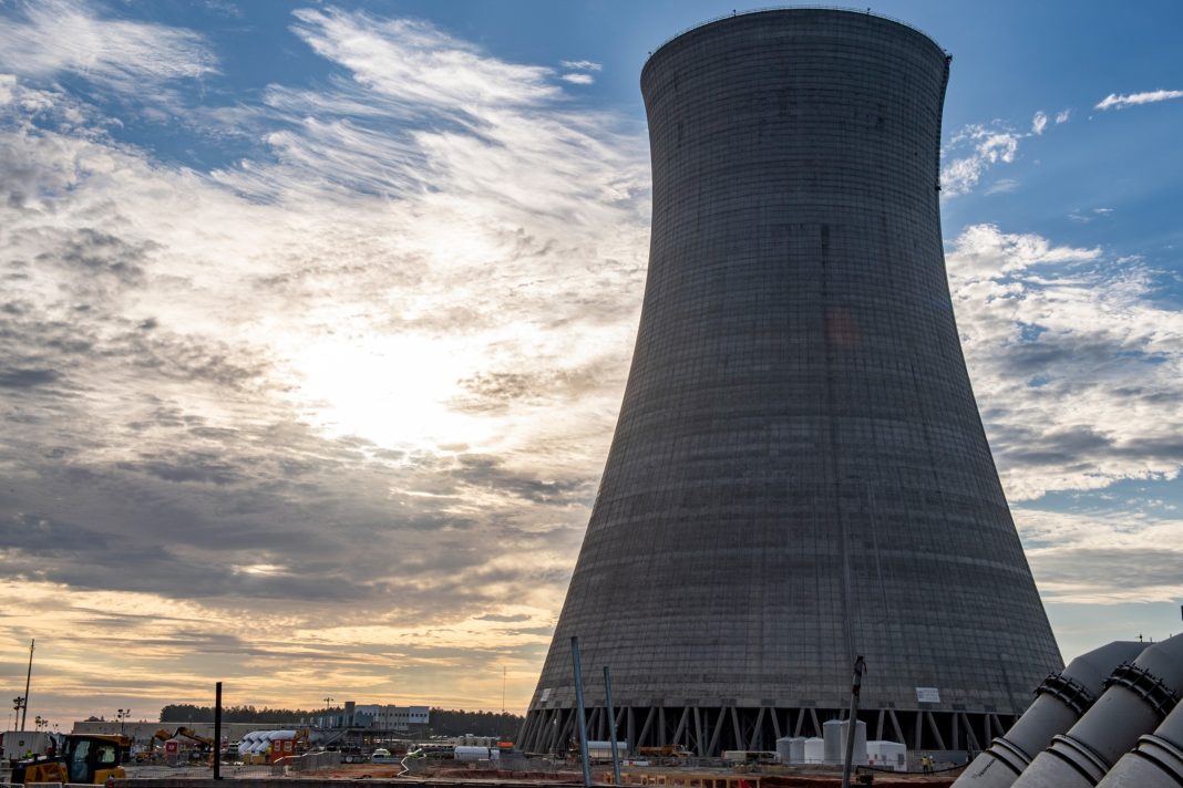 State Leaders Respond to Federal Opposition Leader's Plan for Nuclear Power Plants