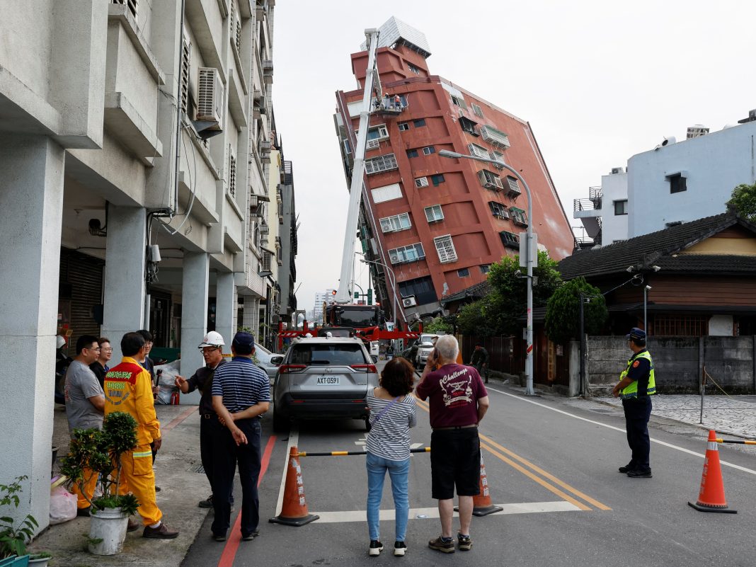 Breaking News: 4.9-Magnitude Earthquake Rocks Los Angeles and Southern California