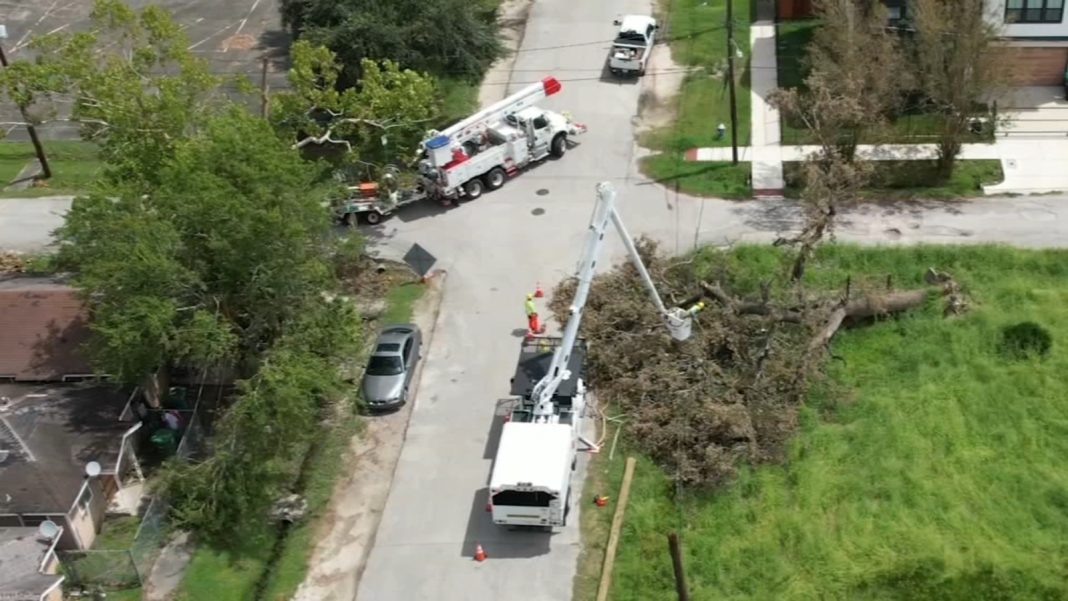 Houston Power Outages Update: CenterPoint Energy Restores 92% of Impacted Customers, Expects Full Restoration by Wednesday