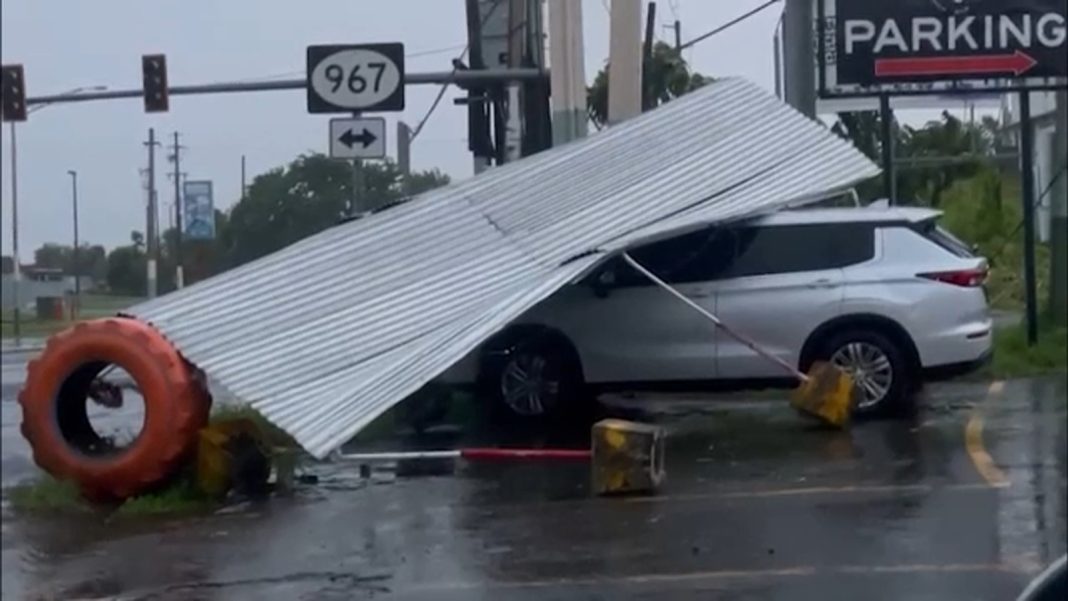 Hurricane Ernesto Strengthens as it Approaches Bermuda