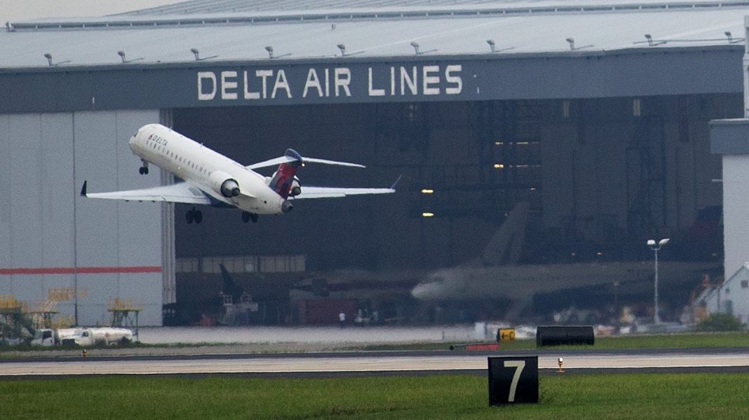 Tragedy at Delta Air Lines' Atlanta Maintenance Facility: Two Workers Killed, One Injured in Incident