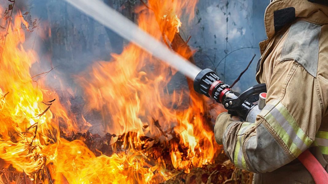 Tragic Helicopter Crash at Cairns Hotel Sparks Massive Fireball and Evacuation