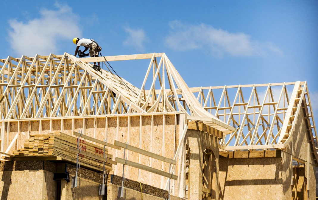 US Housing Construction Hits Lowest Level in Over Four Years: Deepening Housing Market Woes